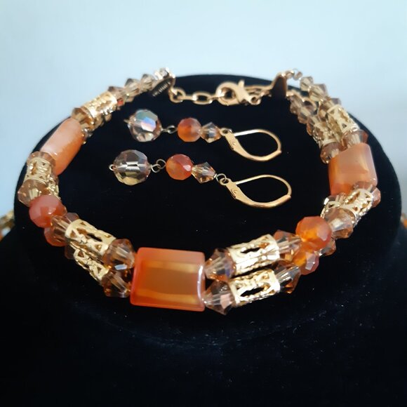 Tsumani Parure: Fire Opal Carnelian, Austrian Crystal and 18K Gold Plated Beads - Picture 4 of 13